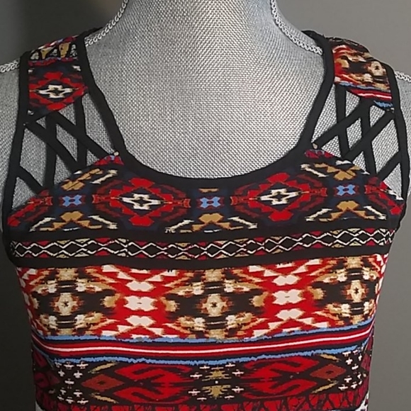 Sleeveless top - Picture 2 of 4
